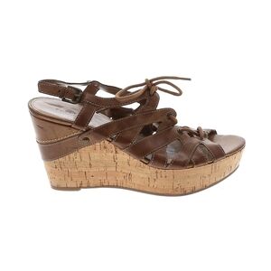 Guess 7.5 wedge sandals